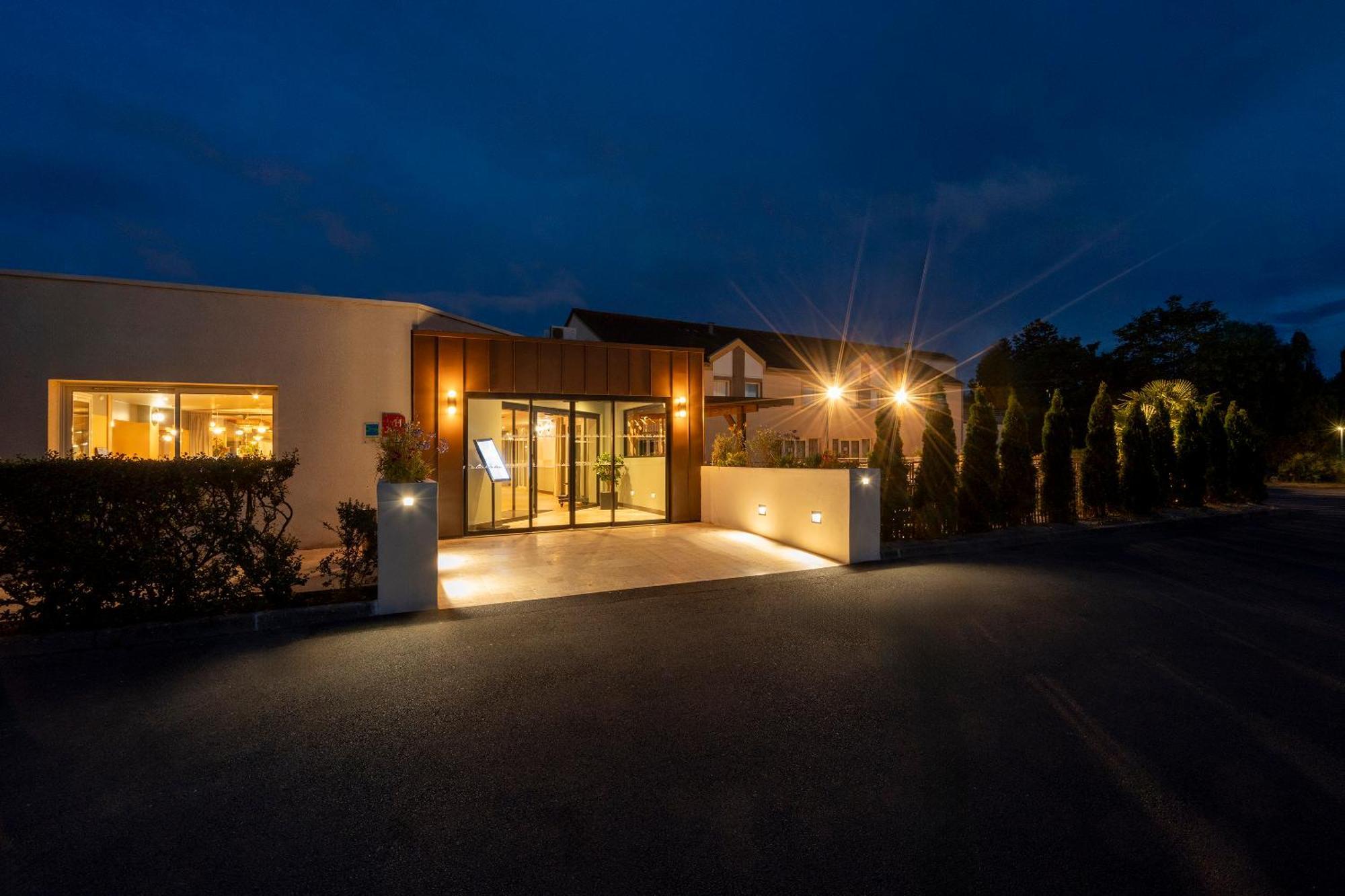 Sure Hotel By Best Western Caen Memorial Экстерьер фото