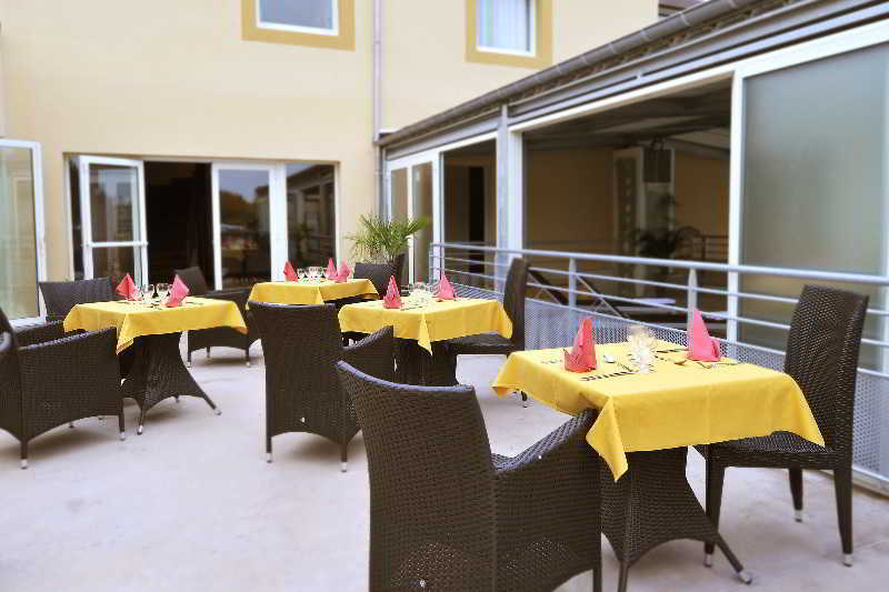Sure Hotel By Best Western Caen Memorial Экстерьер фото